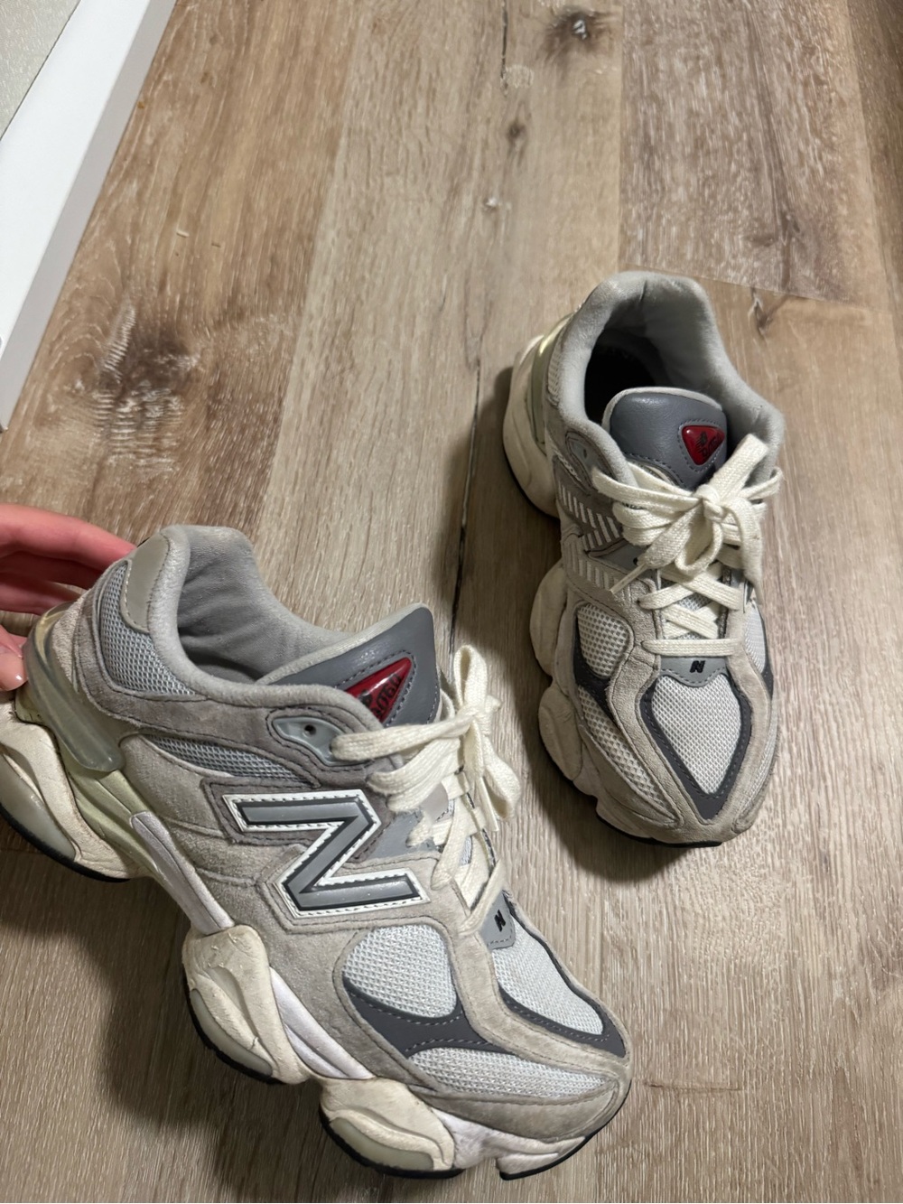 New Balance 9060